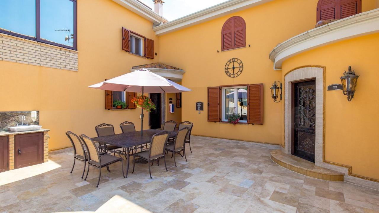 Apartments Villa Bv Opatija Bagian luar foto